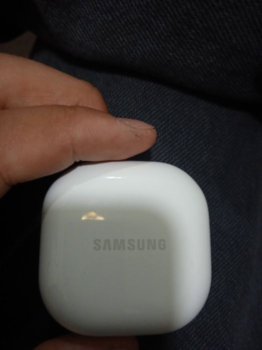 Продам Samsung galaxy buds+