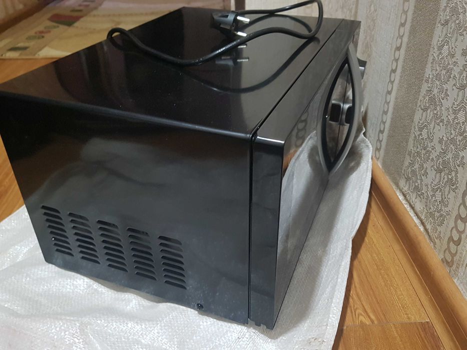 Микроволновая печь Южнокорейская  1100 W