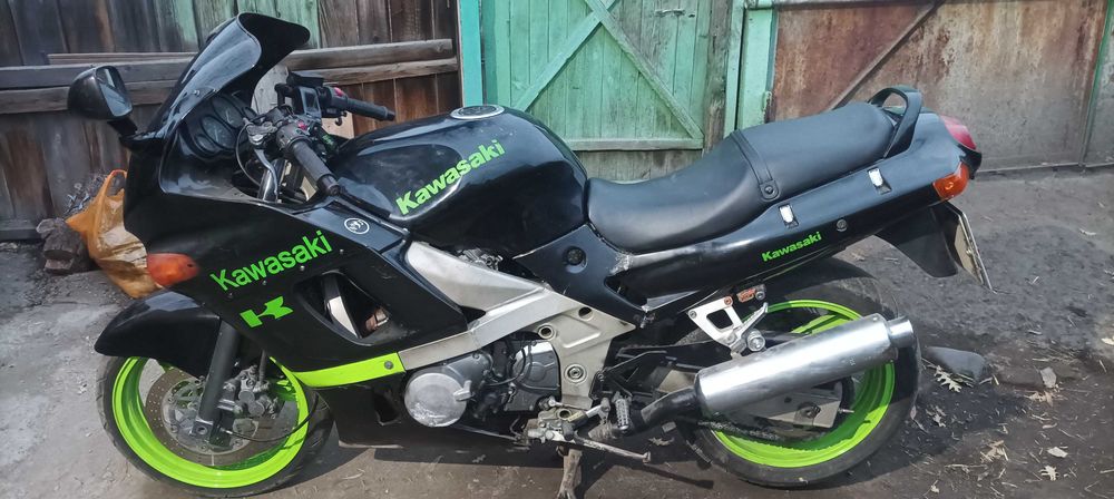 Кавасаки ззр 400