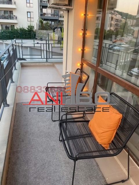 Продава се Тристаен апартамент в Варна, Възраждане 3 - 105 кв.м за 1904 €/кв.м - Снимка #10