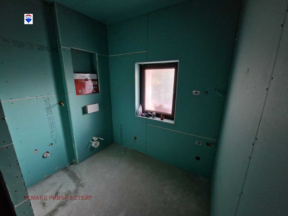 Продава се Етаж от къща в Русе, Широк център - 105 кв.м за 1333 €/кв.м - Снимка #8