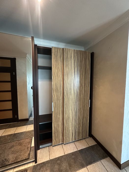 Шкафы срочно! Все три