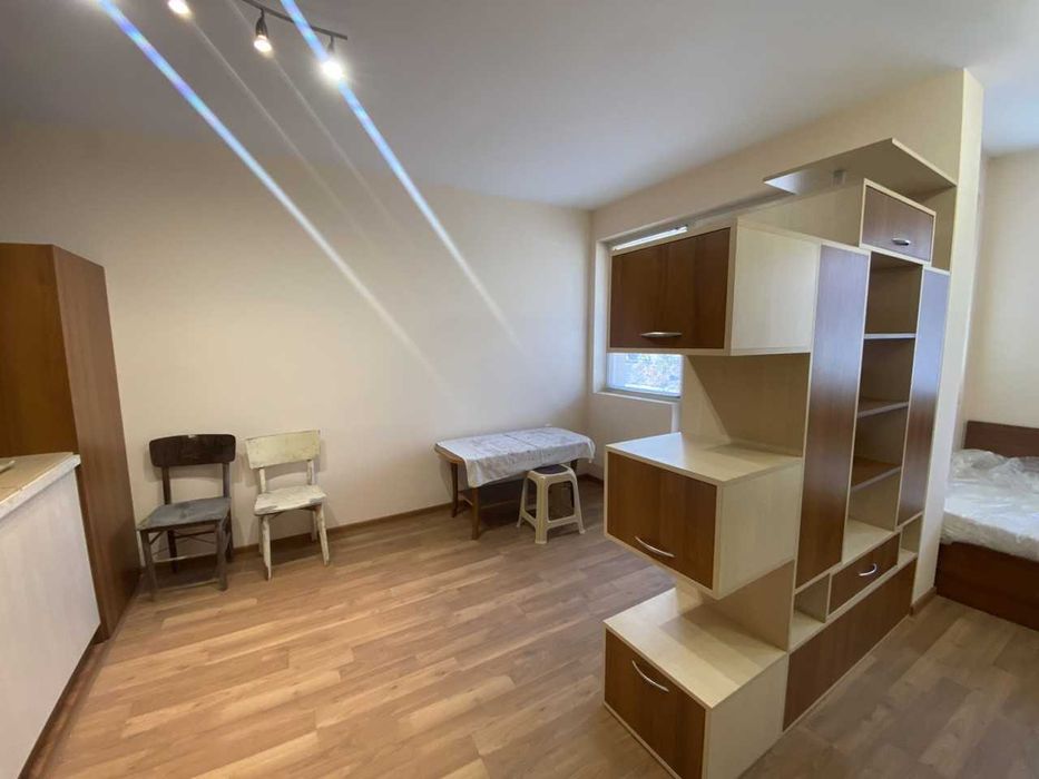 Продава се Едностаен апартамент в Пловдив, Кършияка - 50 кв.м за 1450 €/кв.м - Снимка #2