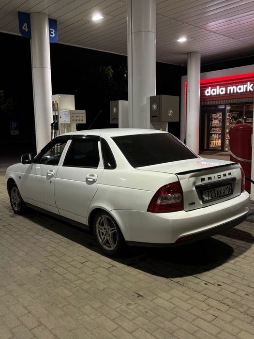 Продаю Priora 1 2012