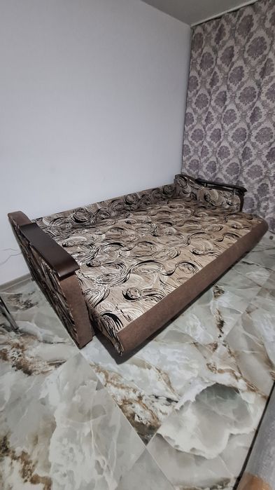 Vand canapea extensibila