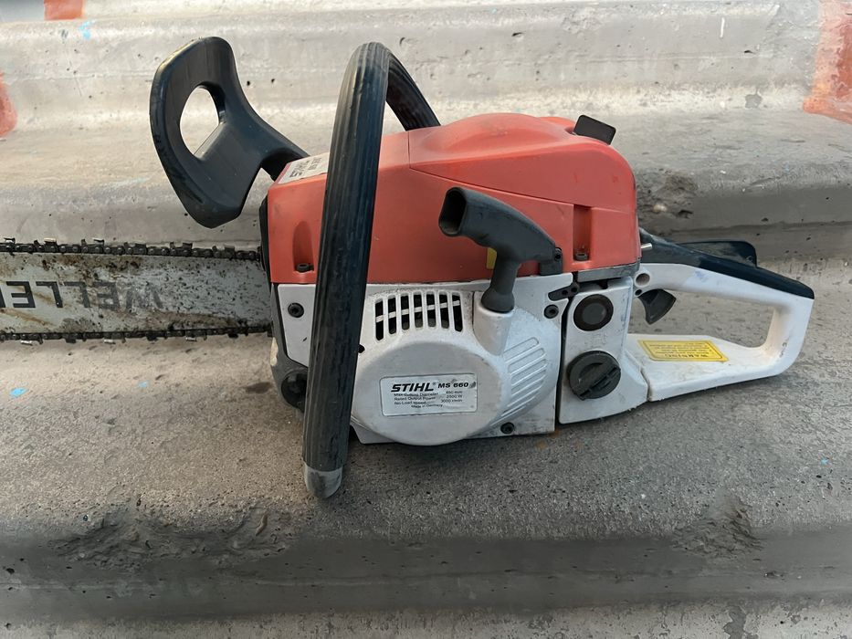 Продается  бензопила новая