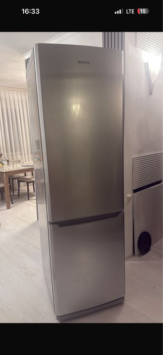 Продам холодильник