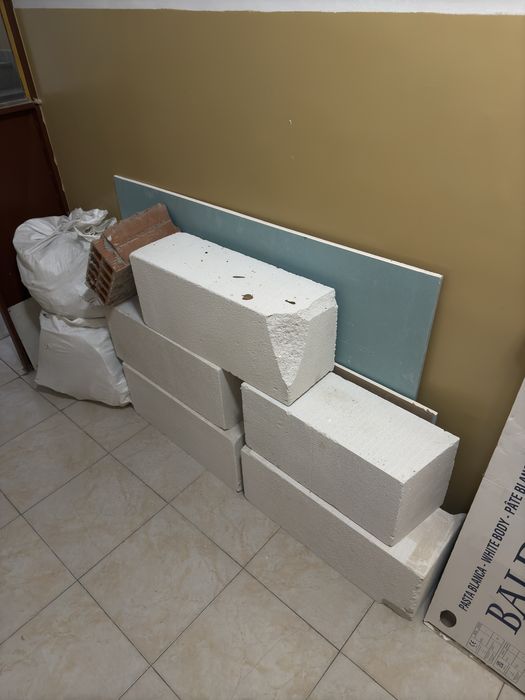 Подарявам газобетон