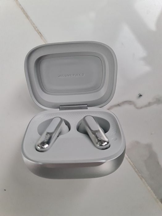 Casti JBL Live Flex 3,Bluetooth 5.3,Hi-Res Smart Case,,Autonomie 50H,