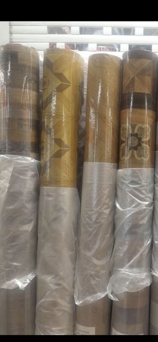 Linoleu panzat 2m lat x 20m lung, 2mm gros  obiect de colectie