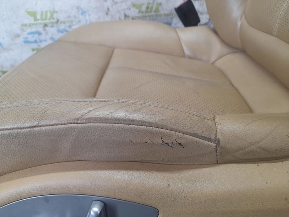 Scaun stanga fata Porsche Cayenne 958 (2010 - 2014) 3.0 d CRCA CRCA
