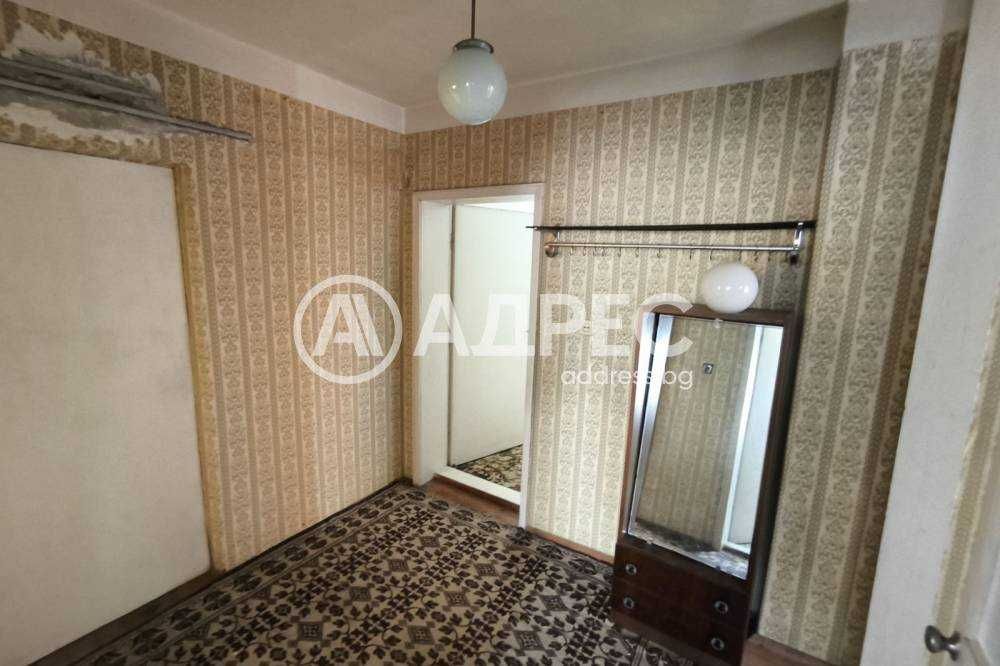 Продава се Къща в Разград, Център - 164 кв.м за 778 €/кв.м - Снимка #3