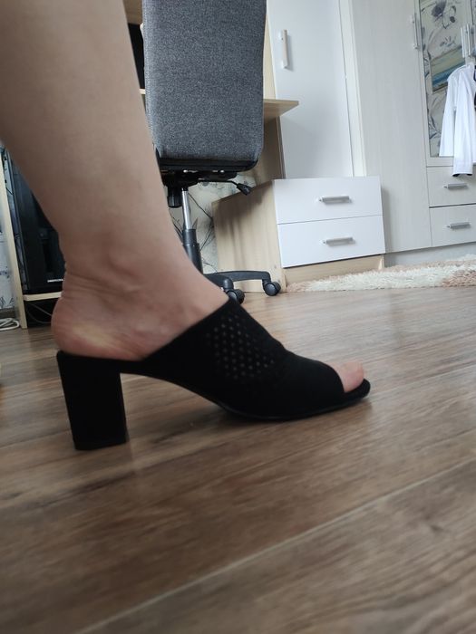 Продам обувь в отличном состоянии