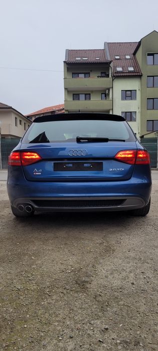 Dezmembrez Audi A4 B8 s-line 2.0 CAGA