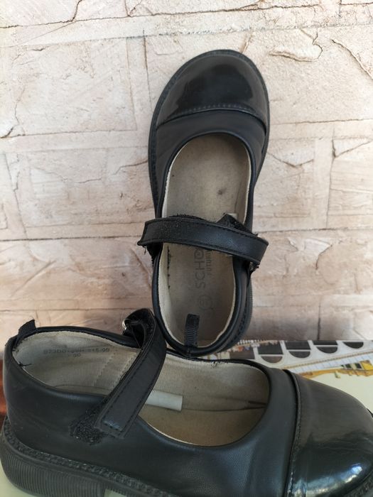 Туфли школьные чёрные