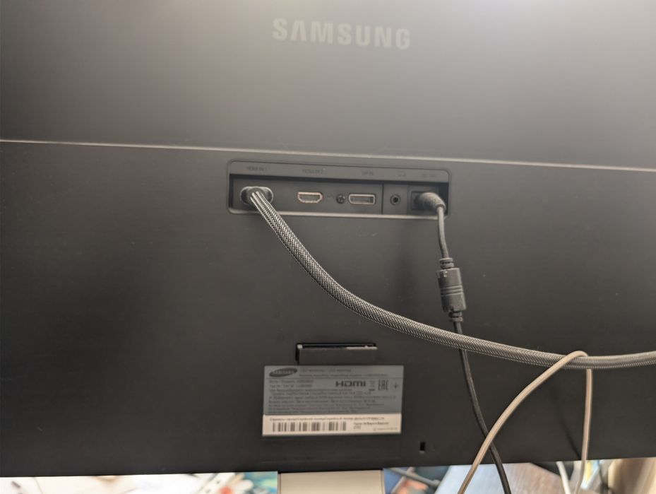 Монитор Samsung 28'' 4K