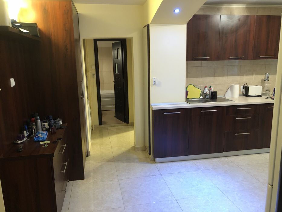 Se ofera spre inchiriere un apartament cu 2 camere, 2 balcoane, la Lujerului, cel mai mare ca si configuratie in Bucuresti, Sector 6, Uverturii 4