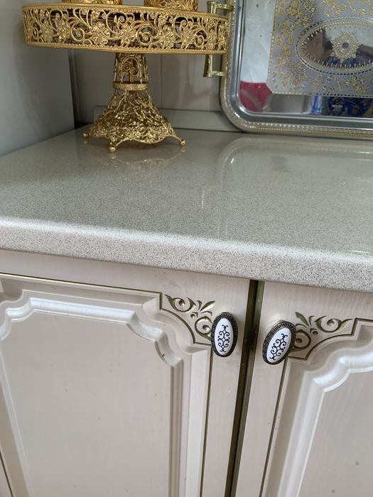 Кухонный гарнитур 400000