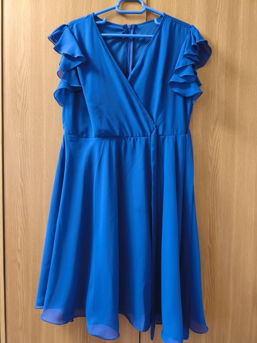 Rochie albastra foarte bună