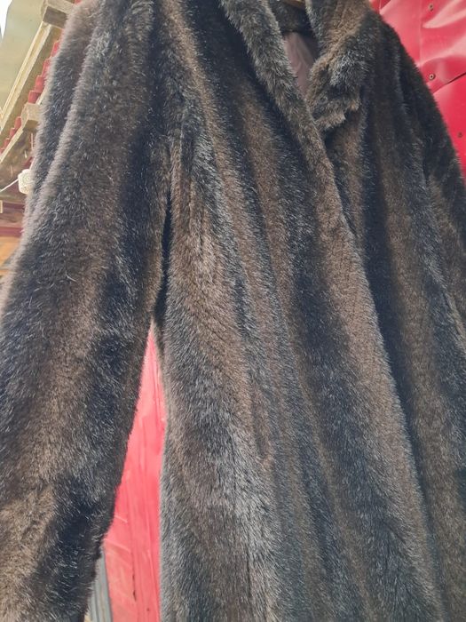 Vand palton blană naturală de nutrie