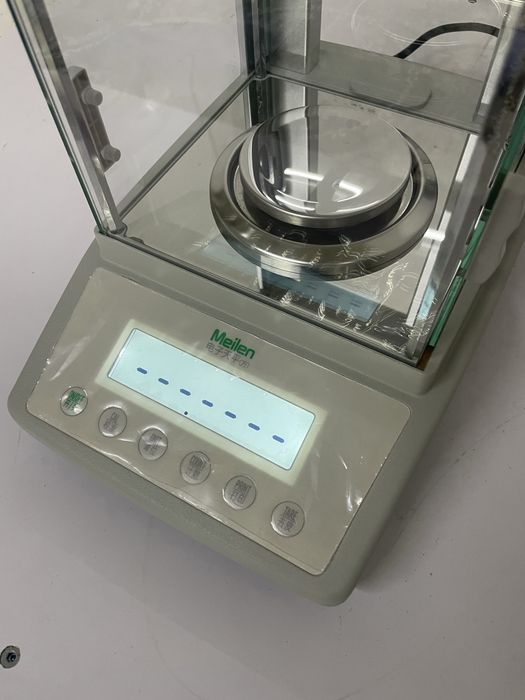 220gr - 0.0001gr Analitik tarozi