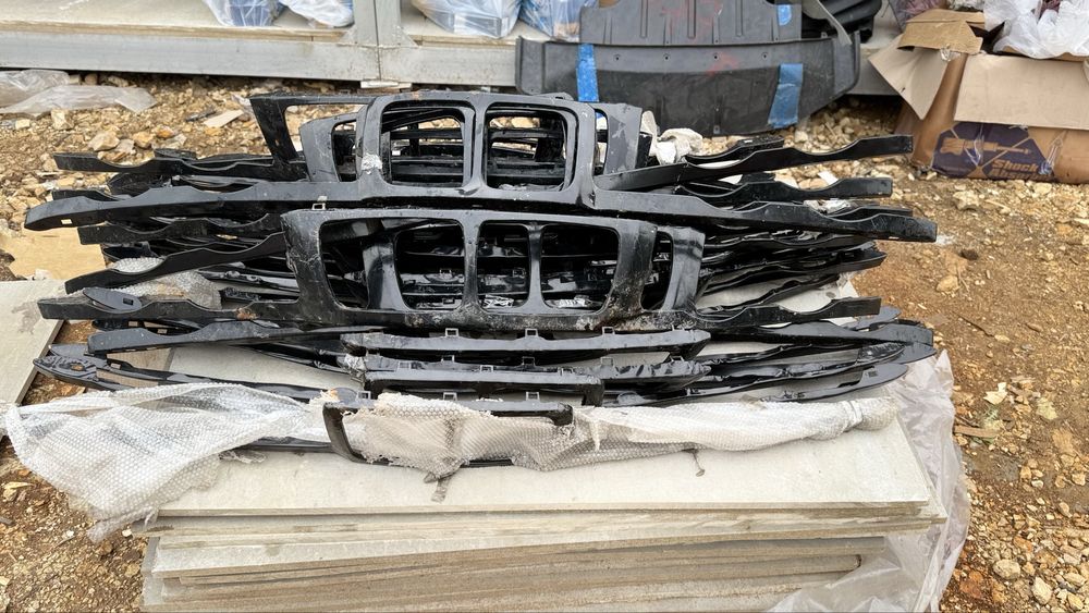 Ласточка (сабля) передный Bmw E34