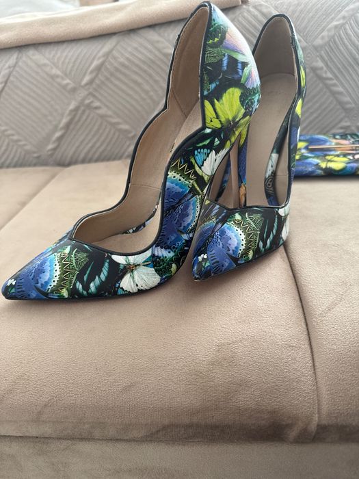 Обувки на висок ток + клъч чанта