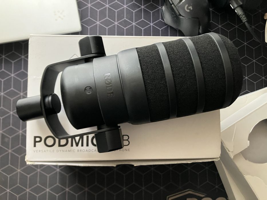 Rode Podmic USB - Ca Nou - La cutie