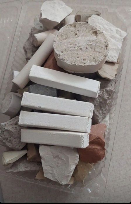 Gilvata glina mel kesak tosh