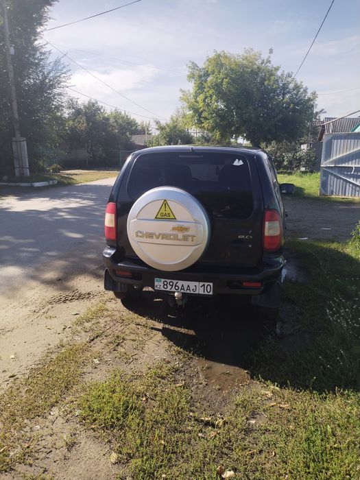 Продам ниву Шевроле