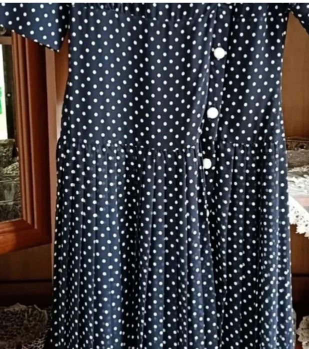 Вечерние платья продам не дорого