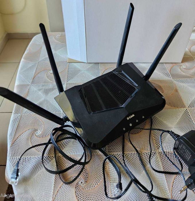 продава рутера-D-Link модел:  DIR-X1560