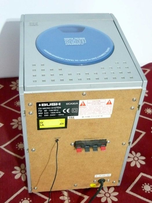 Mini combina stereo BUSH