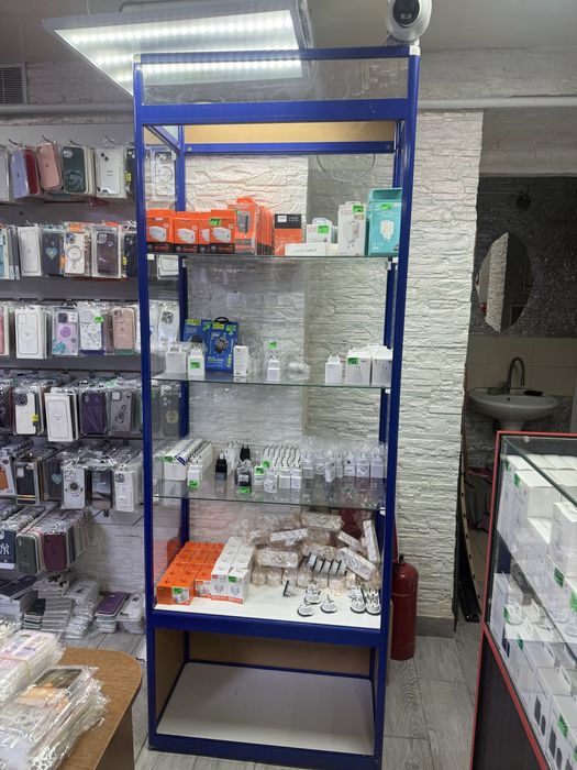 Продам витрины стекло алюминий