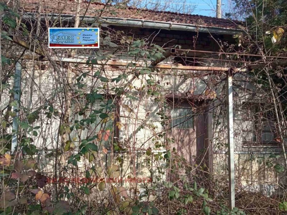 Къща в с. Осиковска Лакавица 108 м²