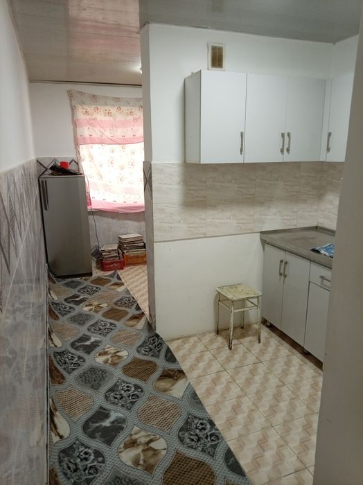 Срочно 2 хонали квартира сотилади. 1 этаж.