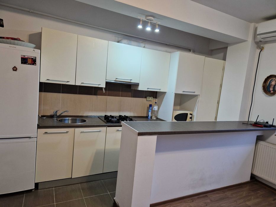 Vand garsoniera in Dobroesti