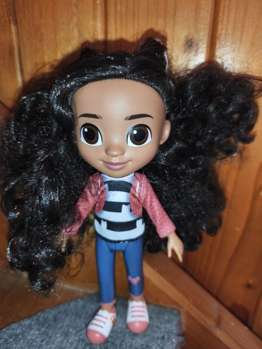 Păpușa superbă Gaby casa de papusi