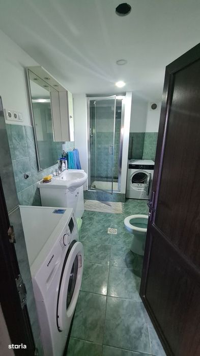 Casă de vânzare în comuna Albeștii de Argeș, județ Argeș.