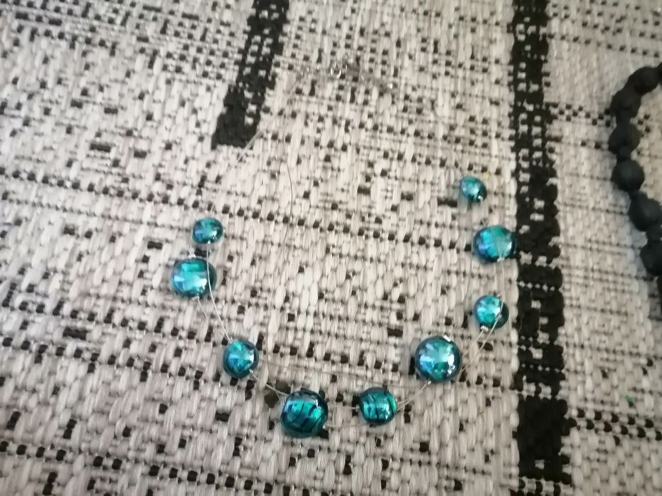 Разнообразие от Дамски колиета