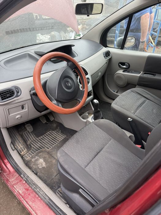 Рено Модус 1.6 88кс на части