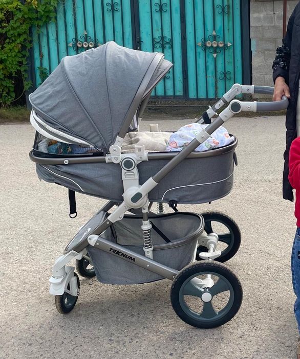 Продаю коляску 2 в 1