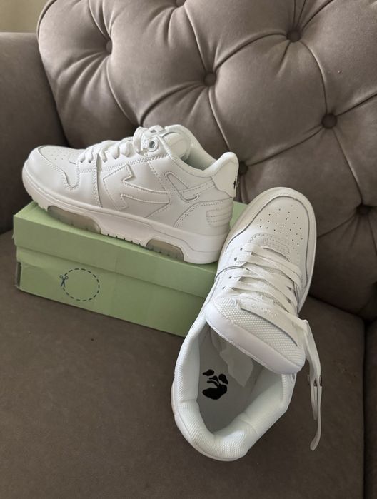 Off White Out of Office PREMIUM