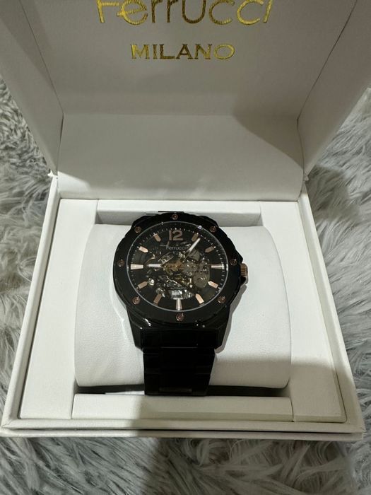 Продаю часы, Ferucci million