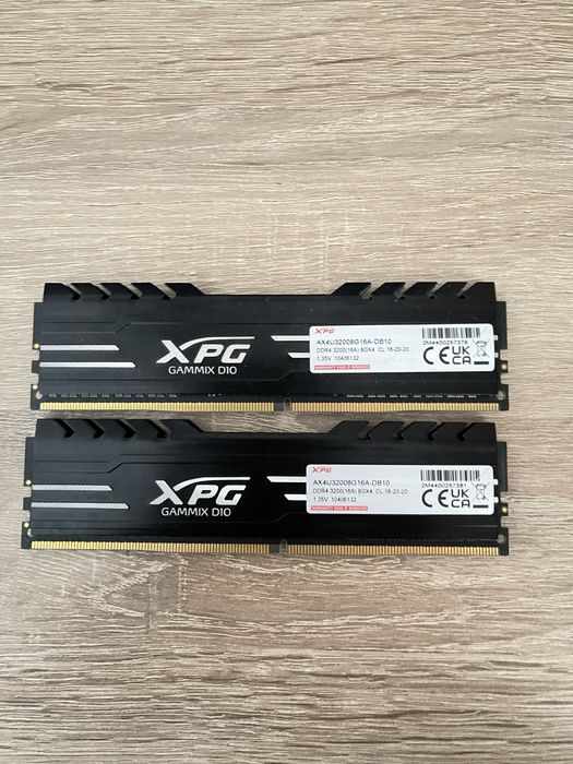 16gb ddr4 XPG GAMMIX D10