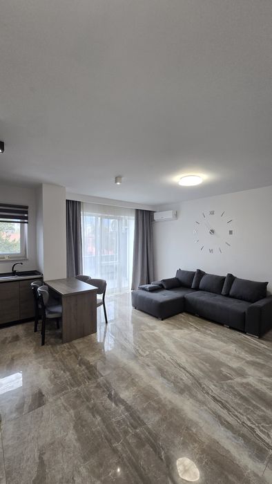 Apartament de inchiriat