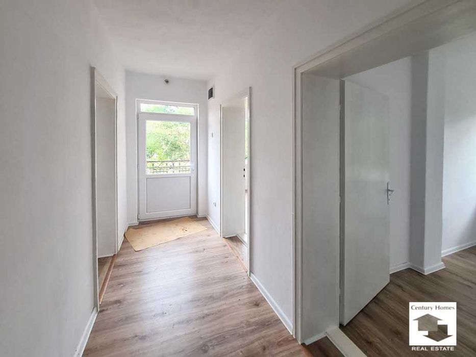 140023  Kъща с ремонтиран втори етаж, на 35 км от Велико Търново