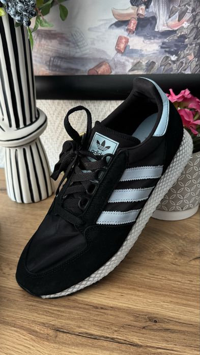 Дамски маратонки Adidas номер 39