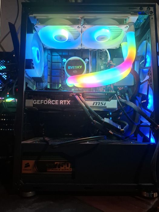 MSI 5070 i7 13700kf 32gb 5600mhz Z790