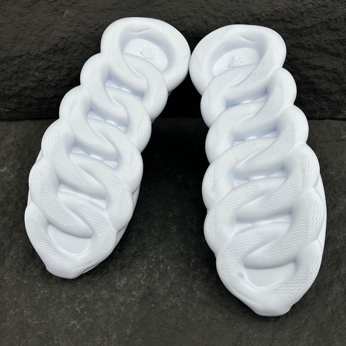 Chain Reaction “Black”